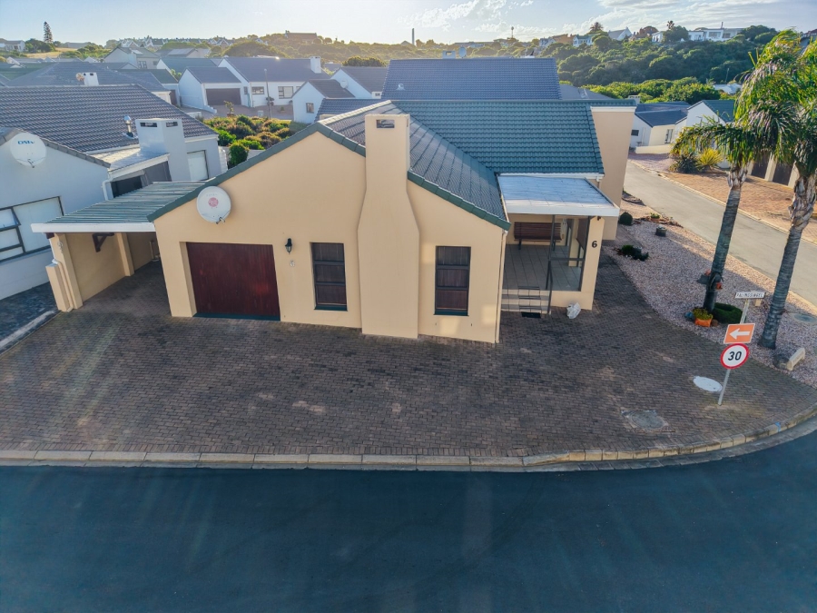 3 Bedroom Property for Sale in Stilbaai Wes Western Cape